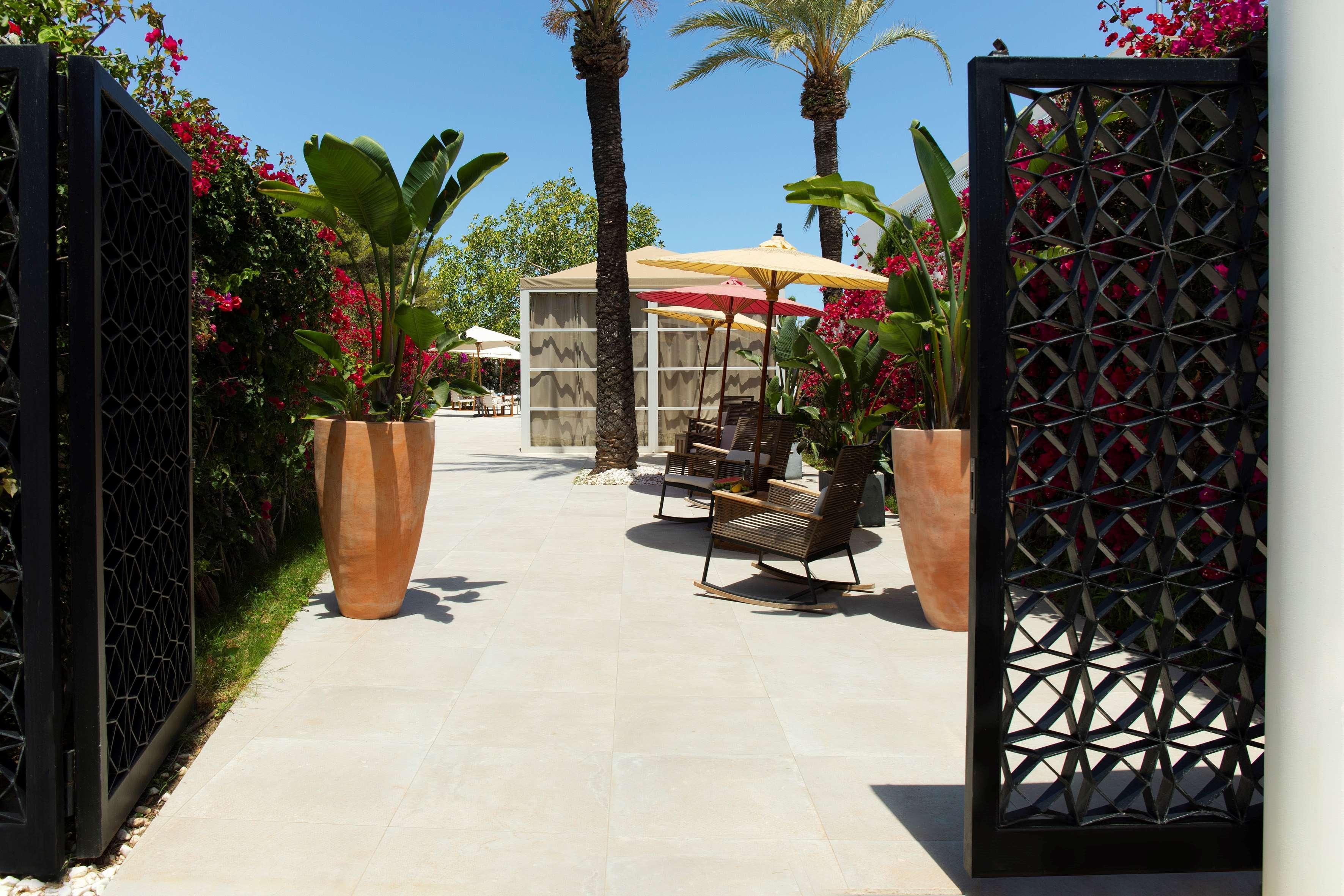 Me Ibiza - The Leading Hotels Of The World Santa Eularia des Riu Eksteriør bilde