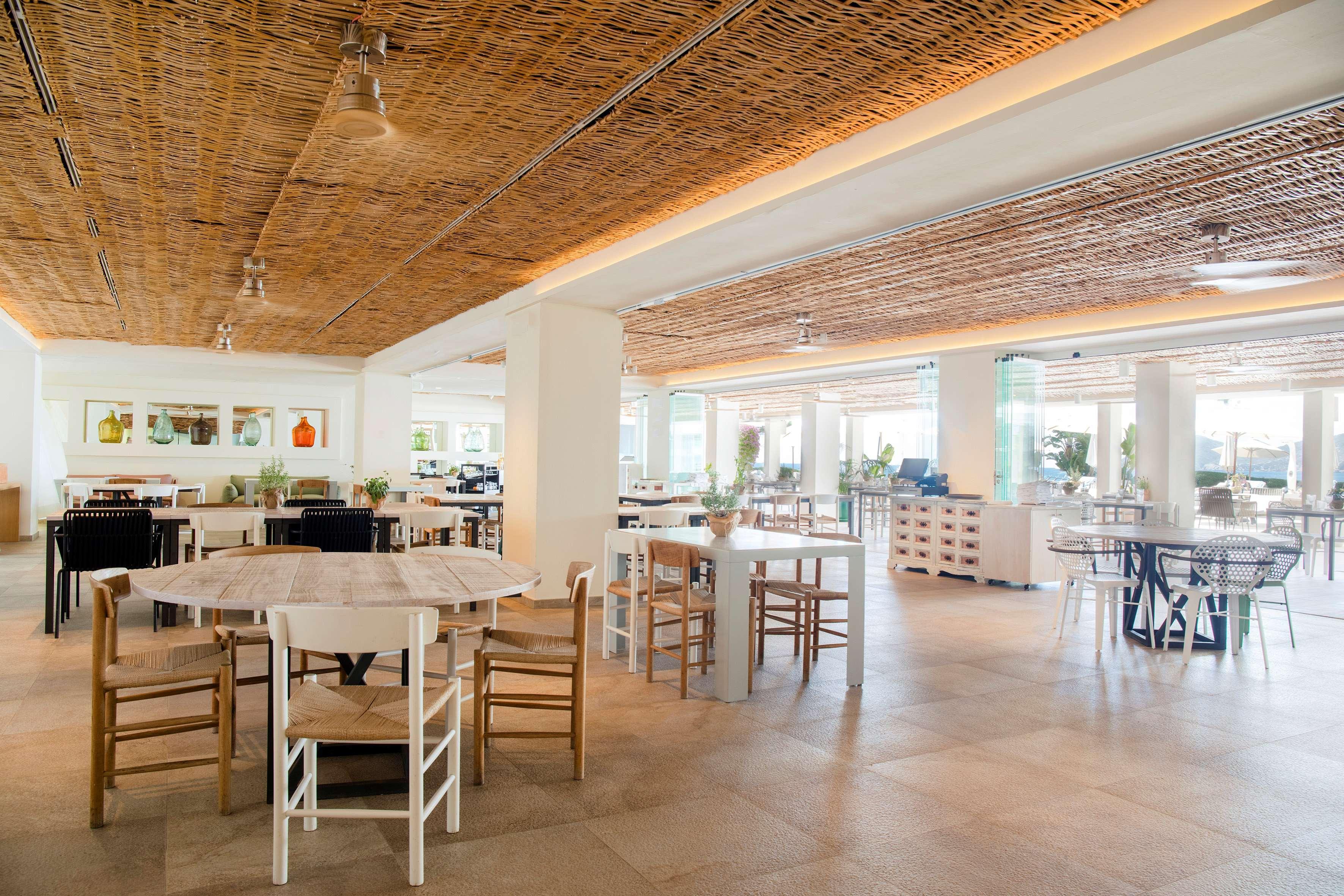 Me Ibiza - The Leading Hotels Of The World Santa Eularia des Riu Eksteriør bilde