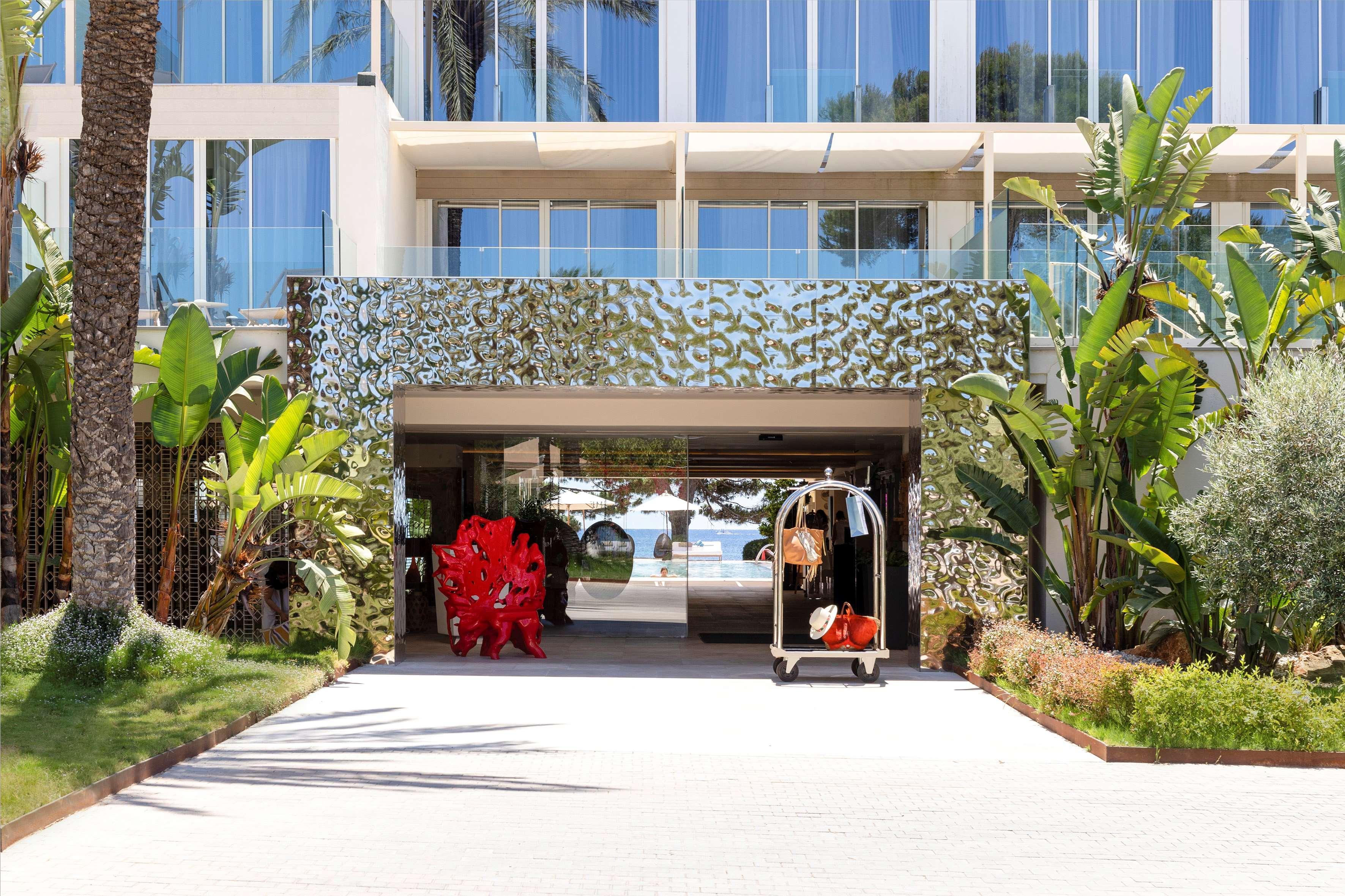 Me Ibiza - The Leading Hotels Of The World Santa Eularia des Riu Eksteriør bilde