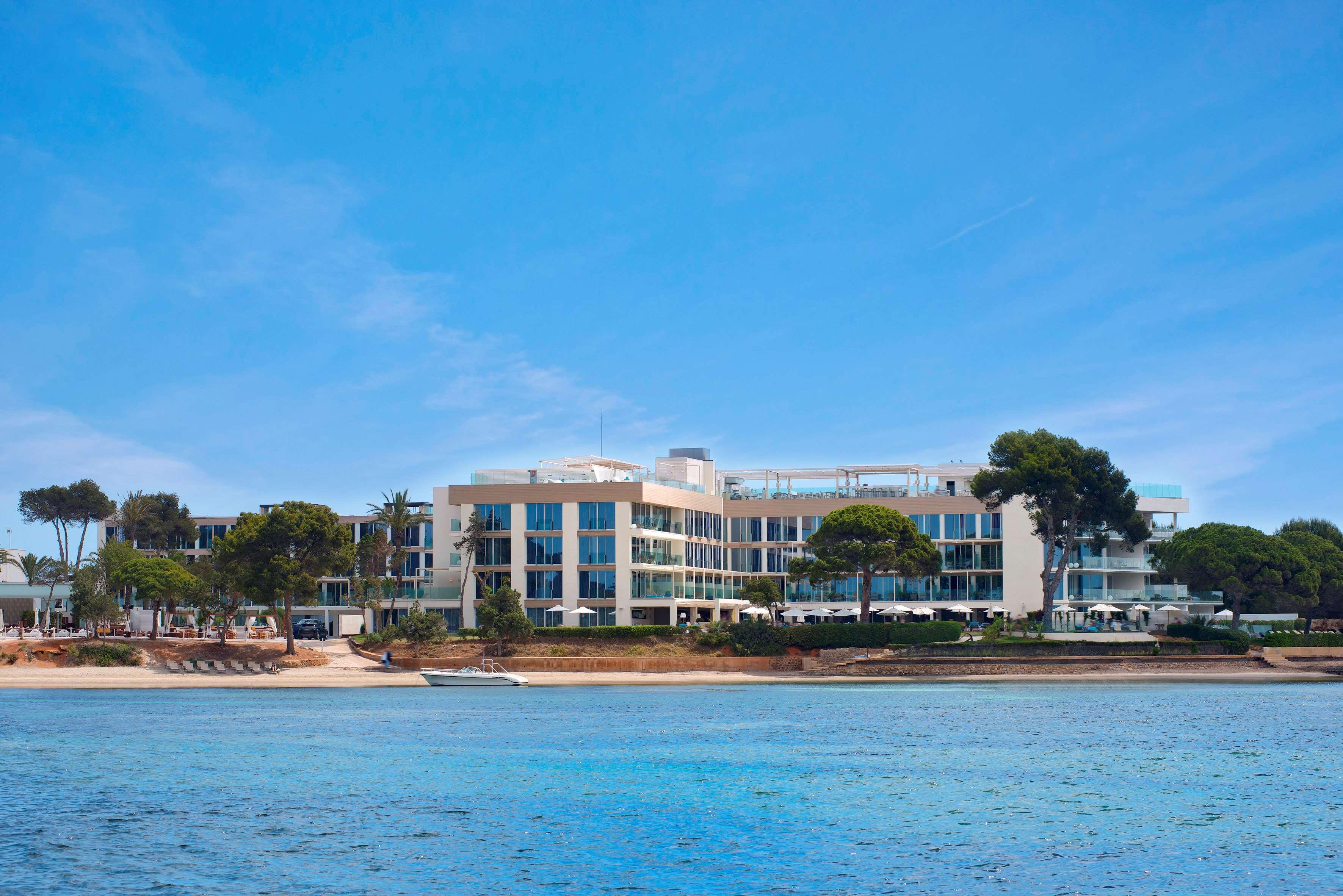 Me Ibiza - The Leading Hotels Of The World Santa Eularia des Riu Eksteriør bilde