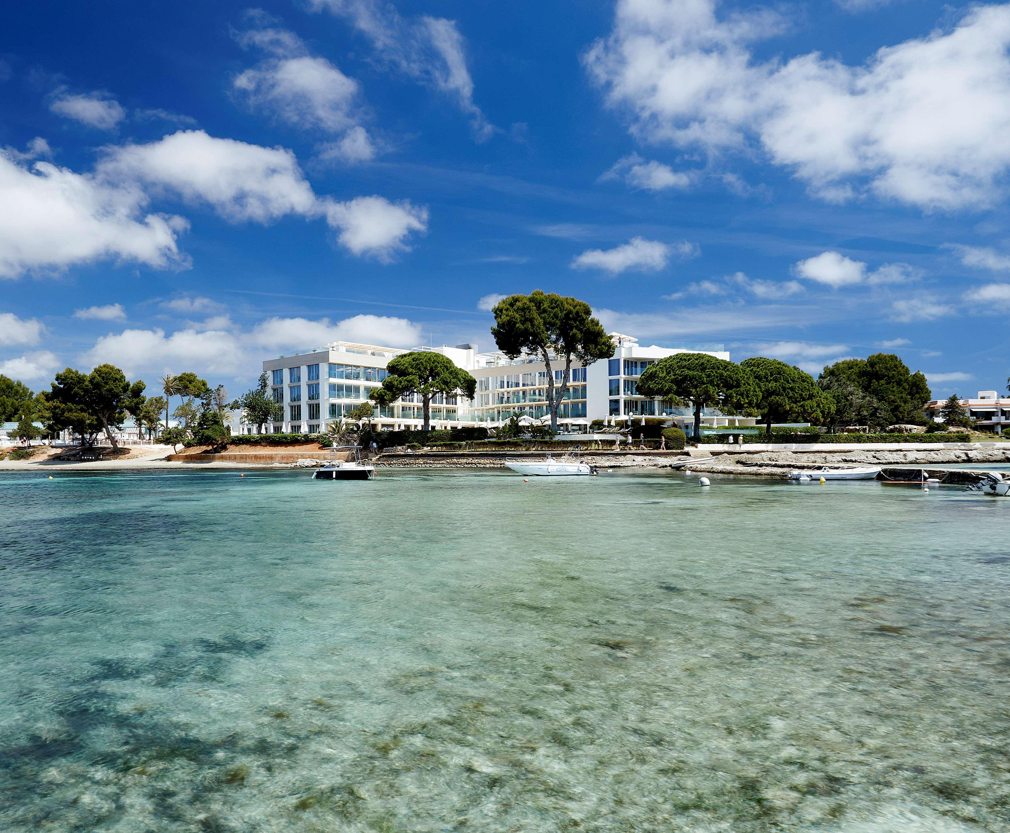 Me Ibiza - The Leading Hotels Of The World Santa Eularia des Riu Eksteriør bilde