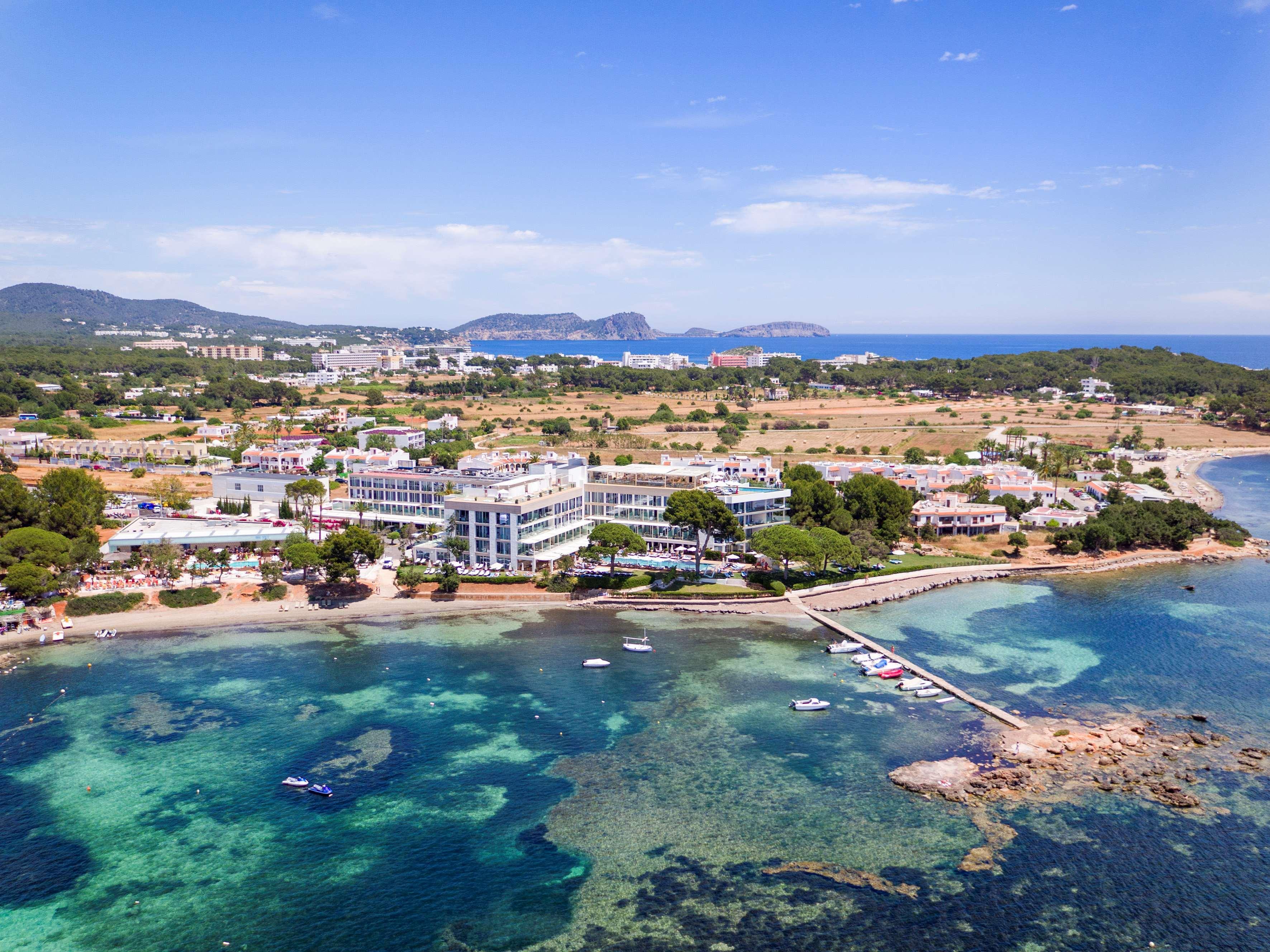 Me Ibiza - The Leading Hotels Of The World Santa Eularia des Riu Eksteriør bilde